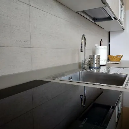 Apartman Holiday Near The Sea In *